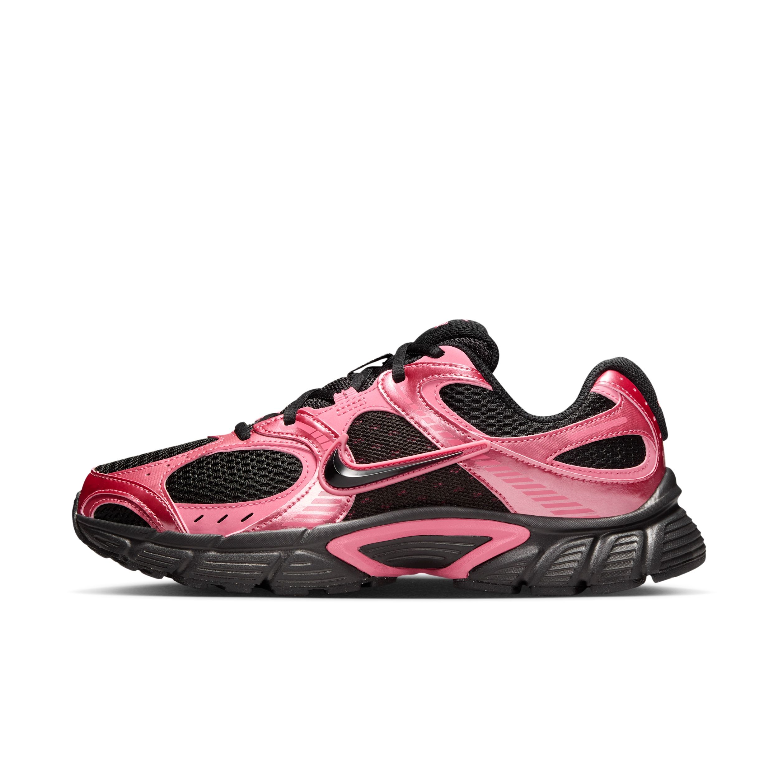 Nike V5 RNR - Women's Shoes with Reflective Design Accents