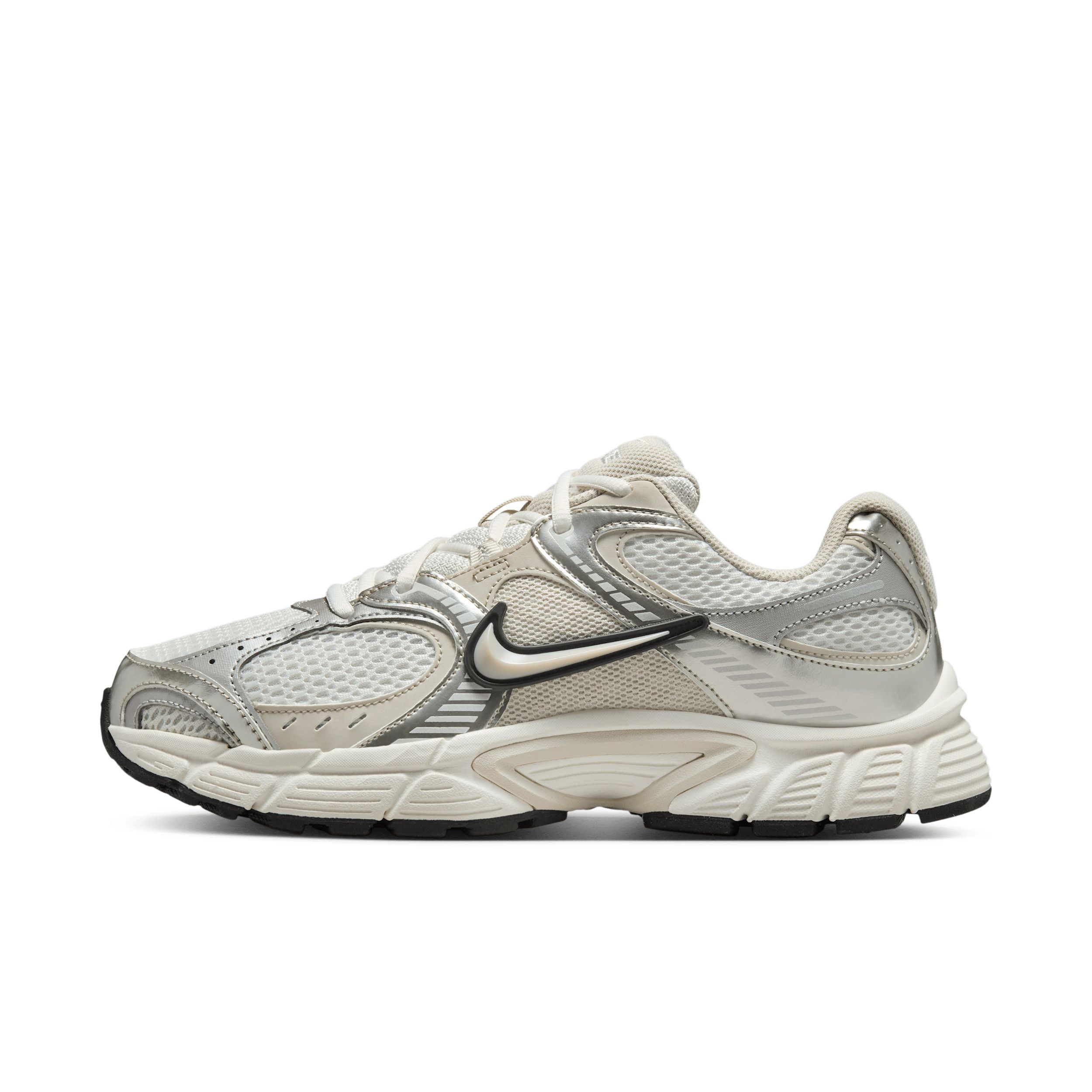 Nike V5 RNR - Women's Shoes with Reflective Design Accents