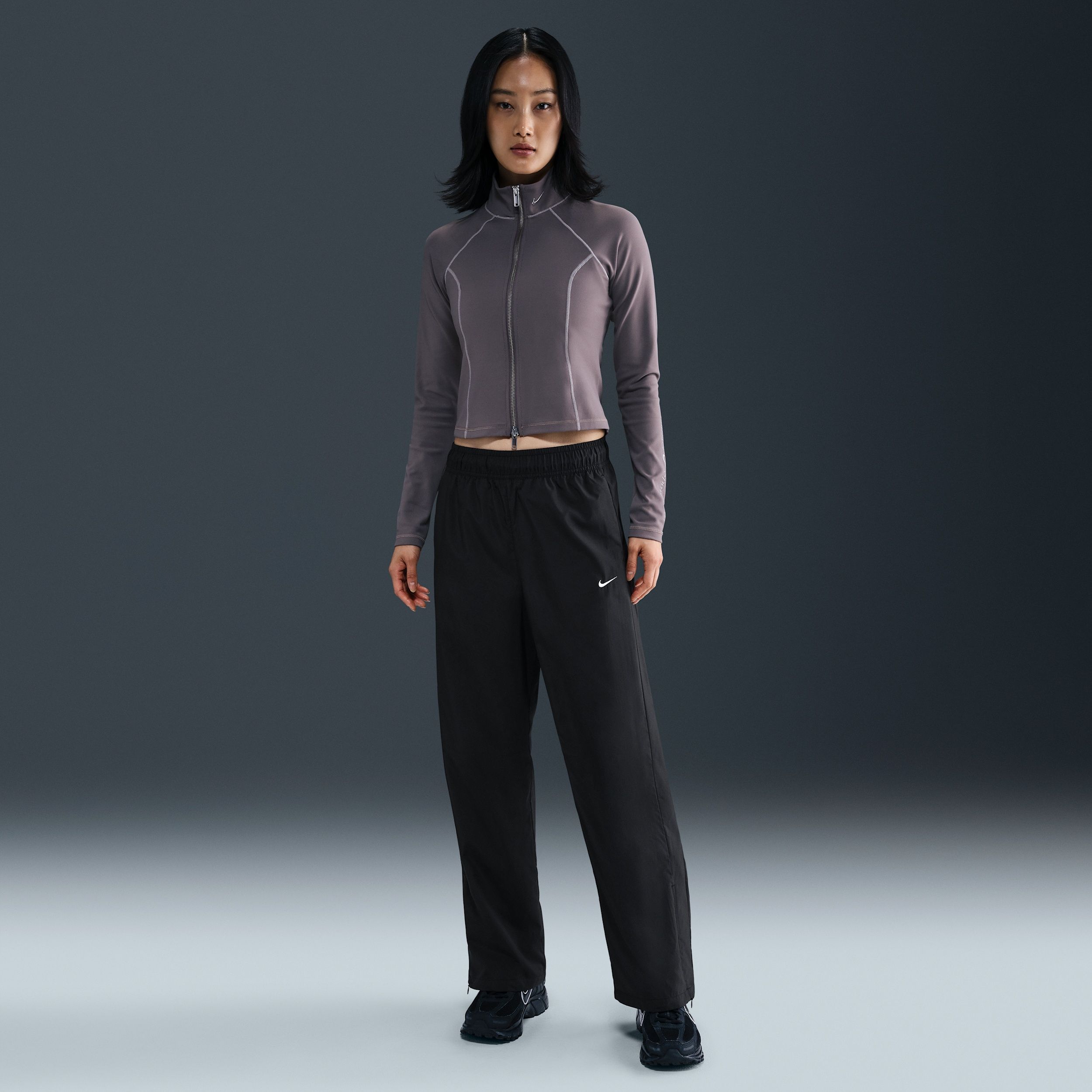 Nike Sportswear Classic - Women's Mid-Rise Open-Hem Trousers