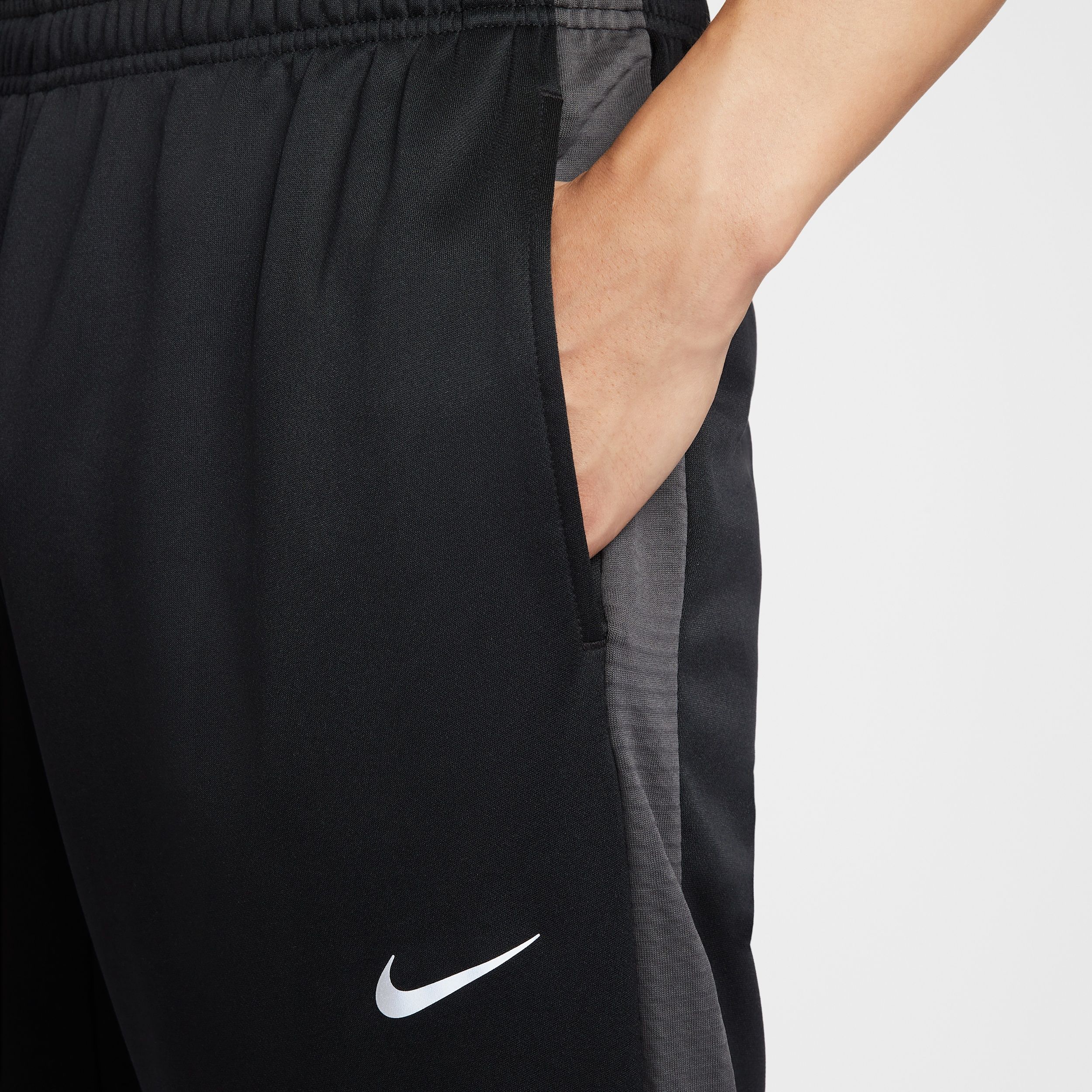 ウォーキング・ランニングウェア NIKE THERMA-FIT Buy Nike Challenger Men's Therma-FIT Winterized Running Trousers