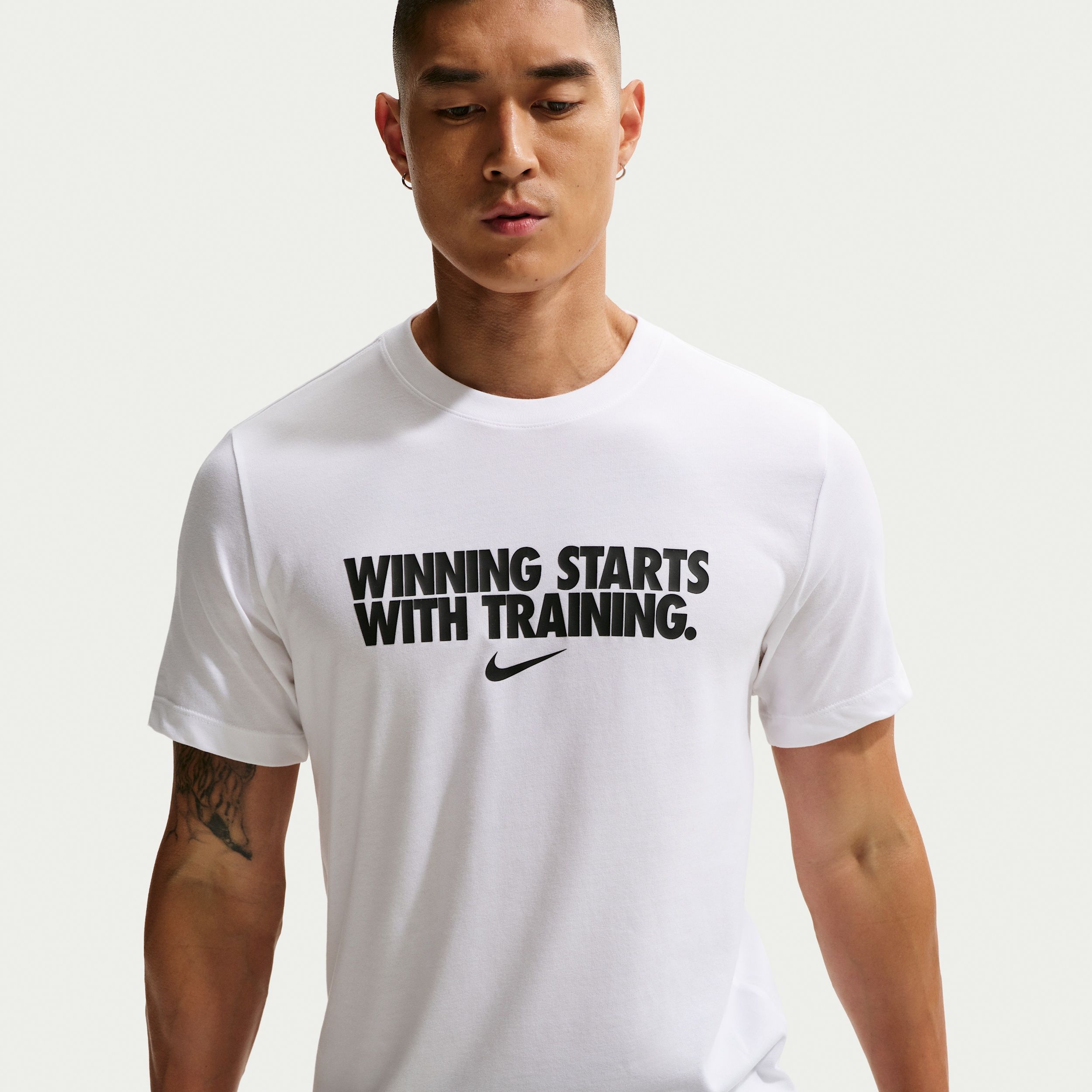 Buy Nike Men's Dri-FIT T-Shirt Online | Nike India