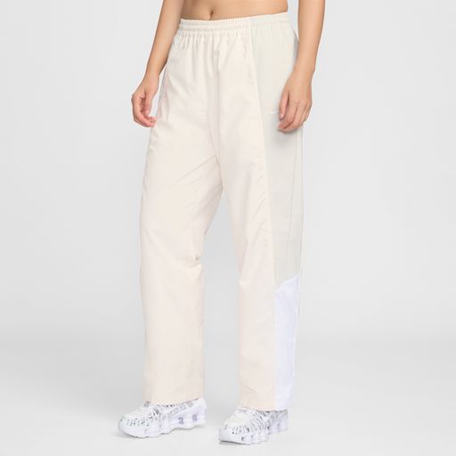 Nike Sportswear - Women's Oversized Mid-Rise Tracksuit Bottoms