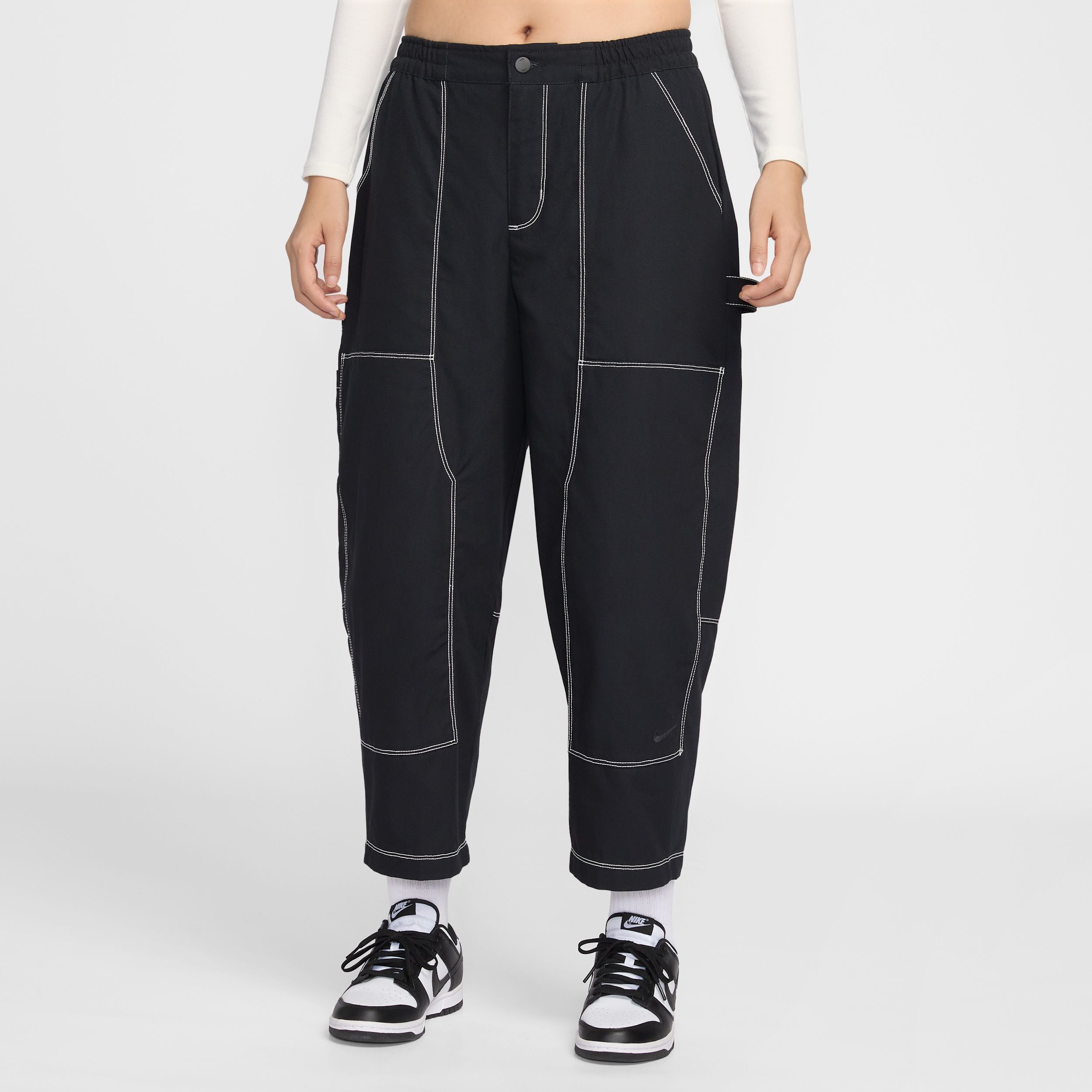 Nike Sportswear - Women's Loose Low-Rise Carpenter Trousers