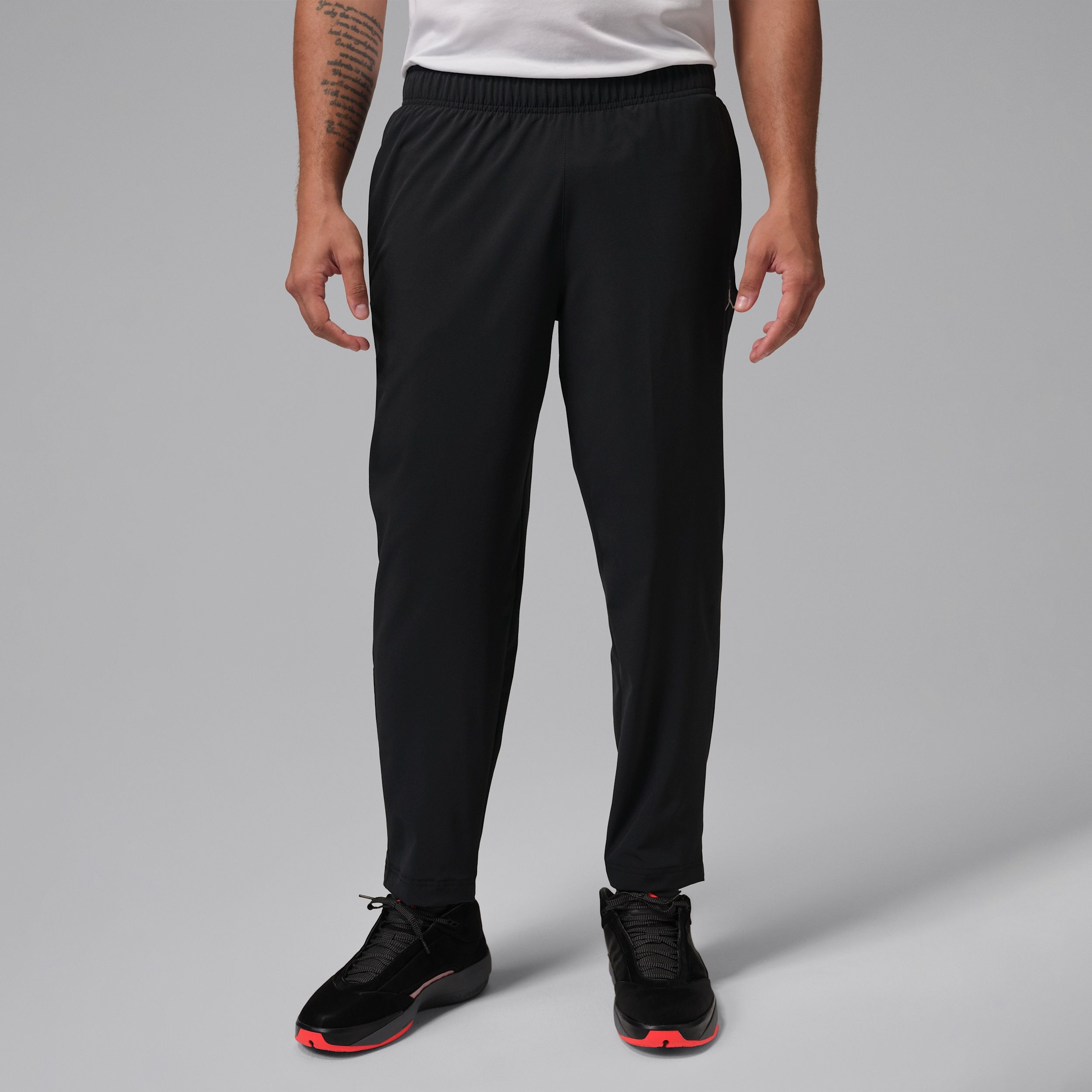 Jordan Sport Essentials - Men's Dri-FIT Woven Trousers