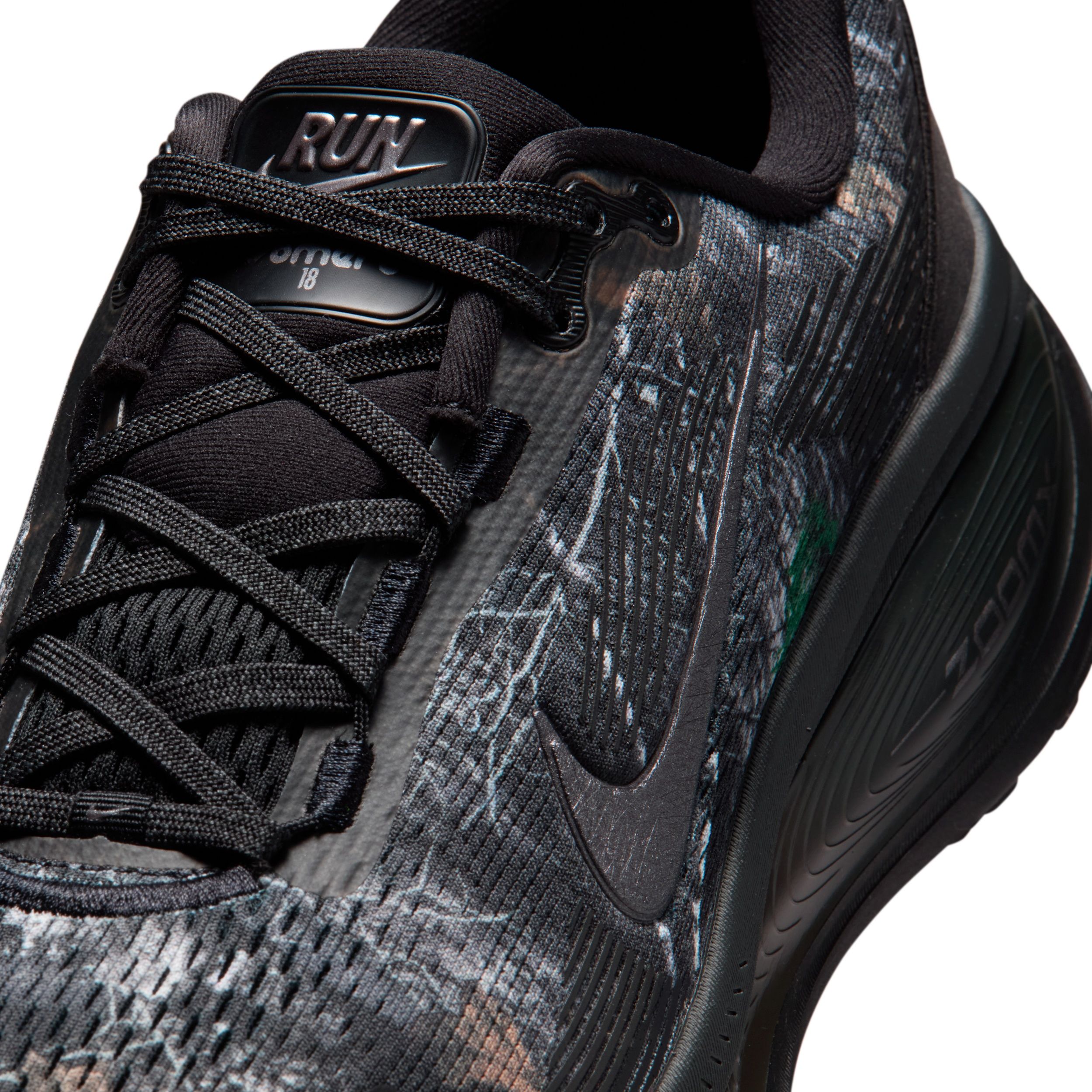 Buy Nike Vomero 18 Men's Road Running Shoes Online | Nike India
