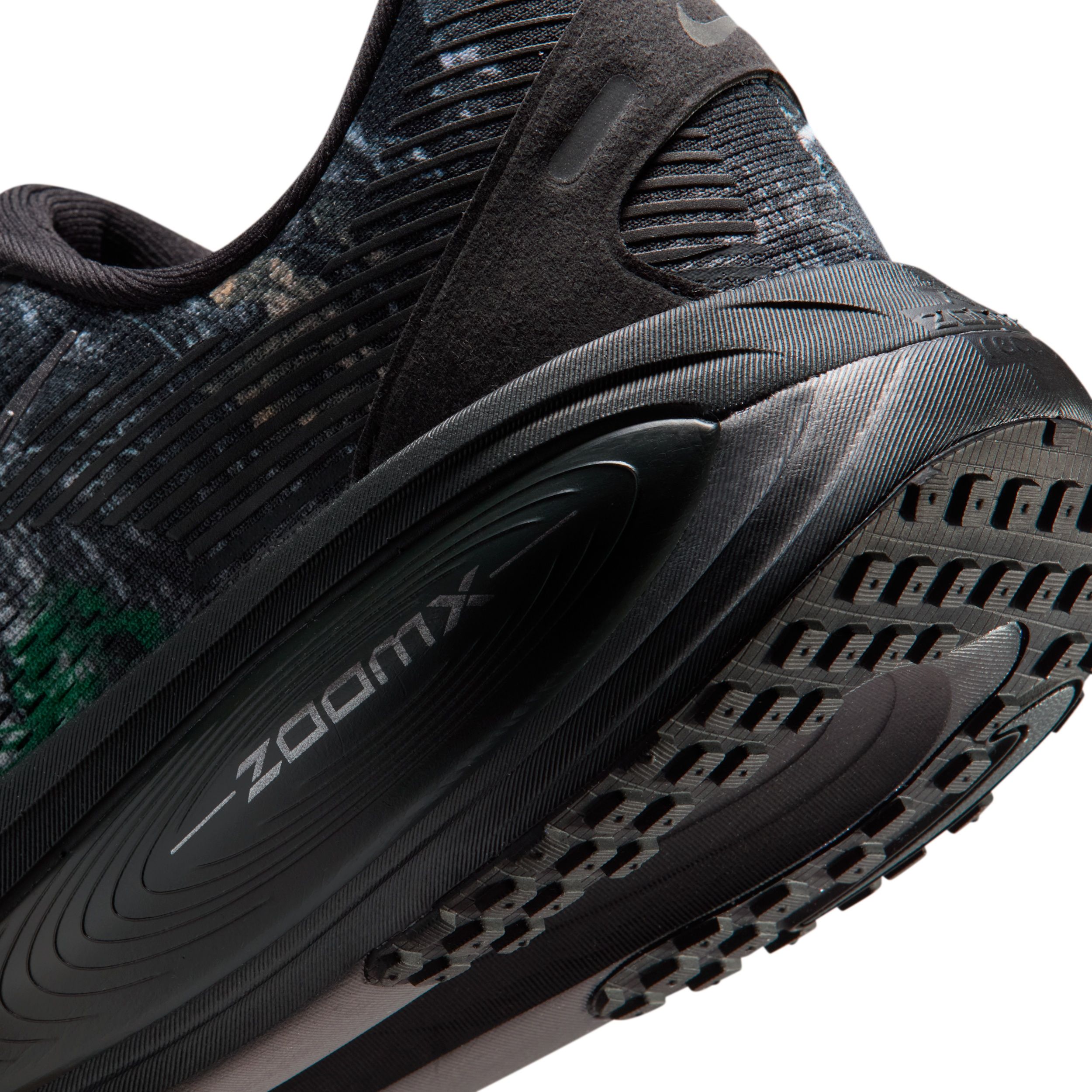 Buy Nike Vomero 18 Men's Road Running Shoes Online | Nike India