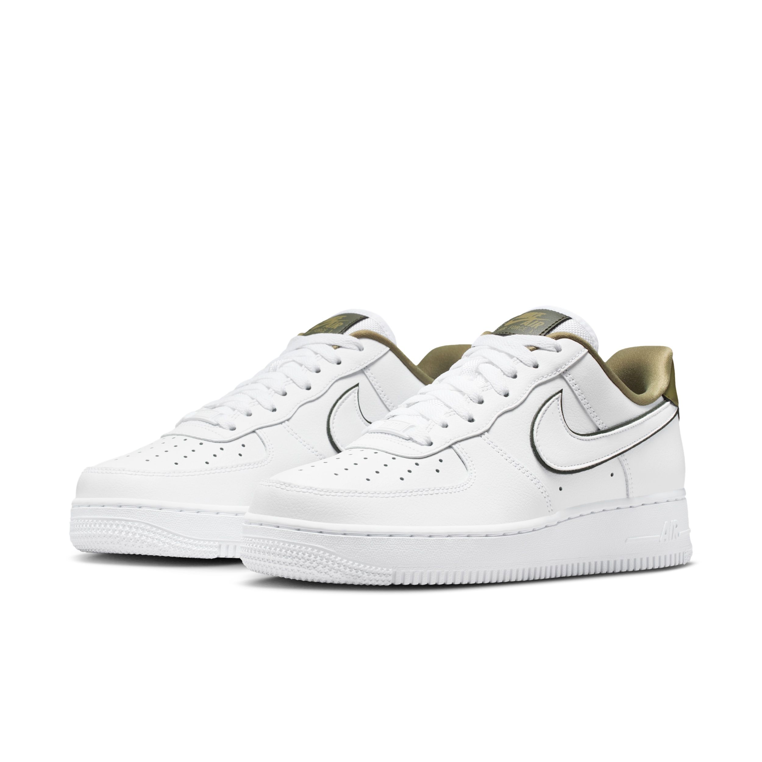 Buy Air Force 1 '07 Essential Women's Shoes Online | Nike India