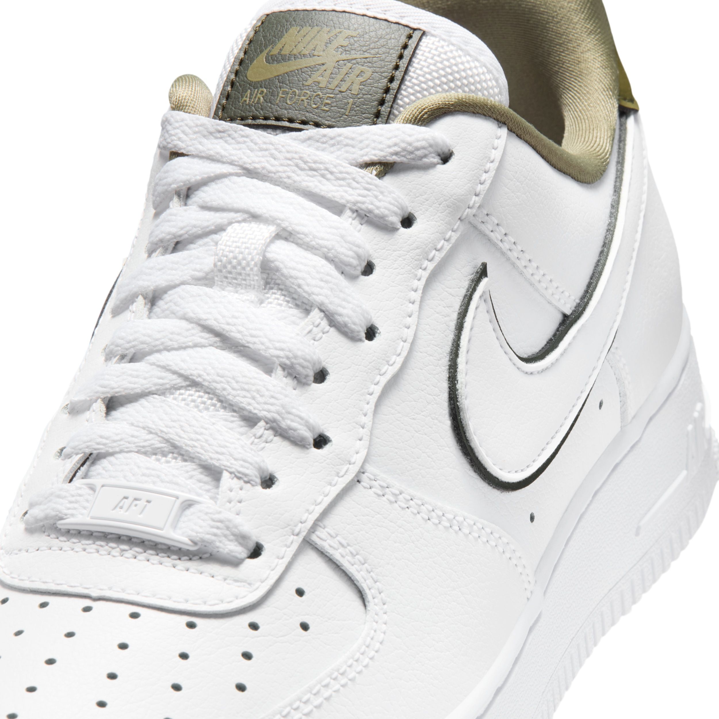 Buy Air Force 1 '07 Essential Women's Shoes Online | Nike India
