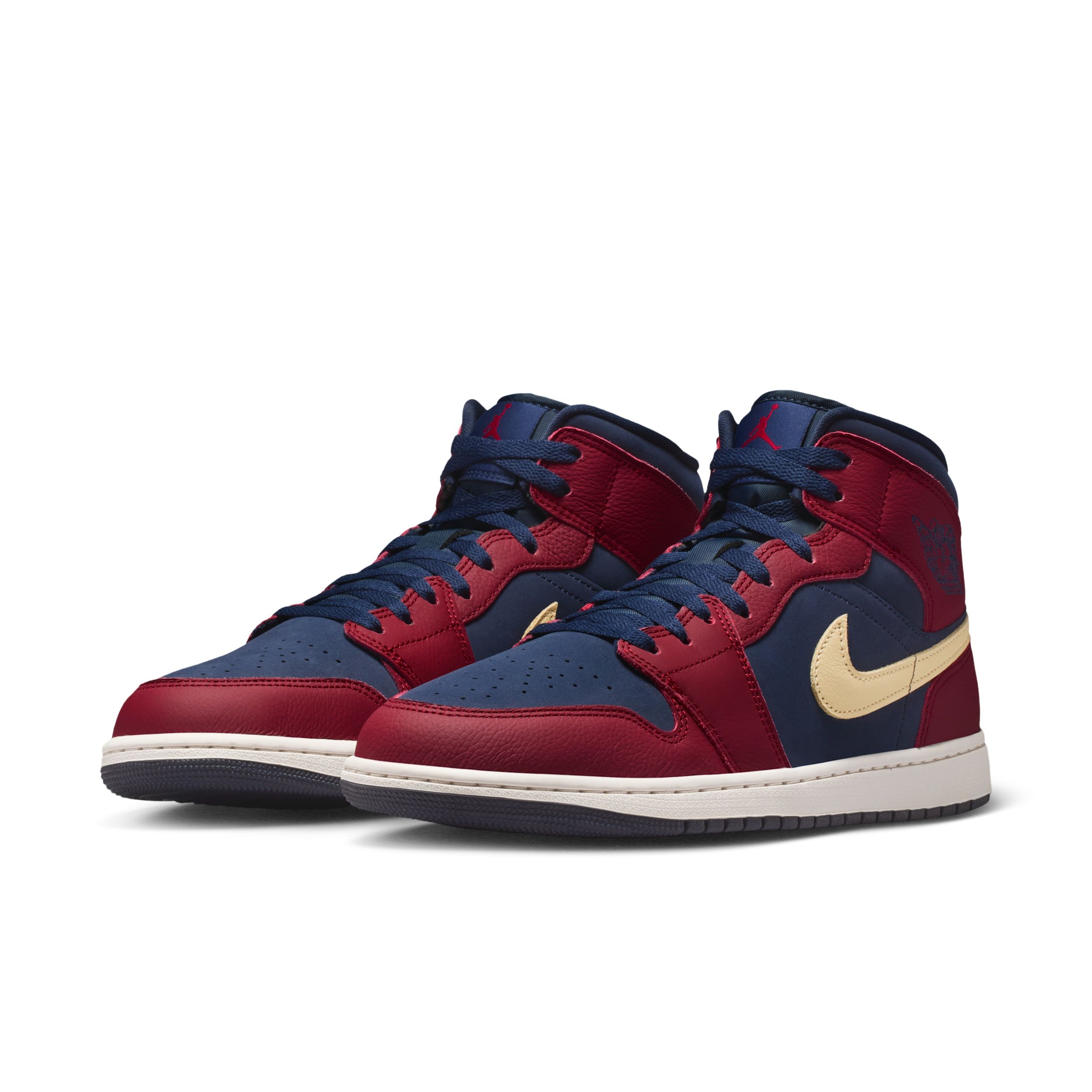 nike high top sneakers india