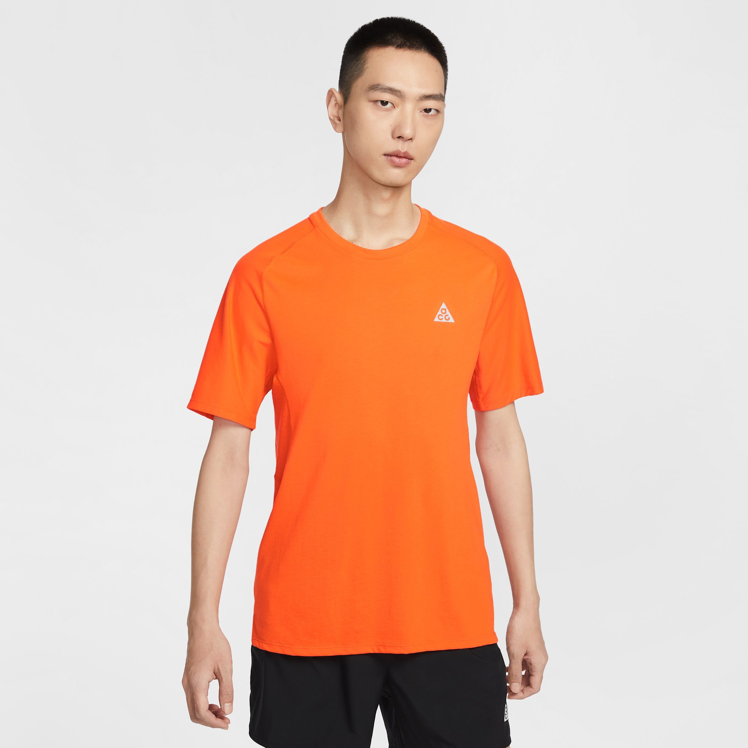 Nike ACG 'Solar Chase' - Men's Dri-FIT ADV Trail Running Top