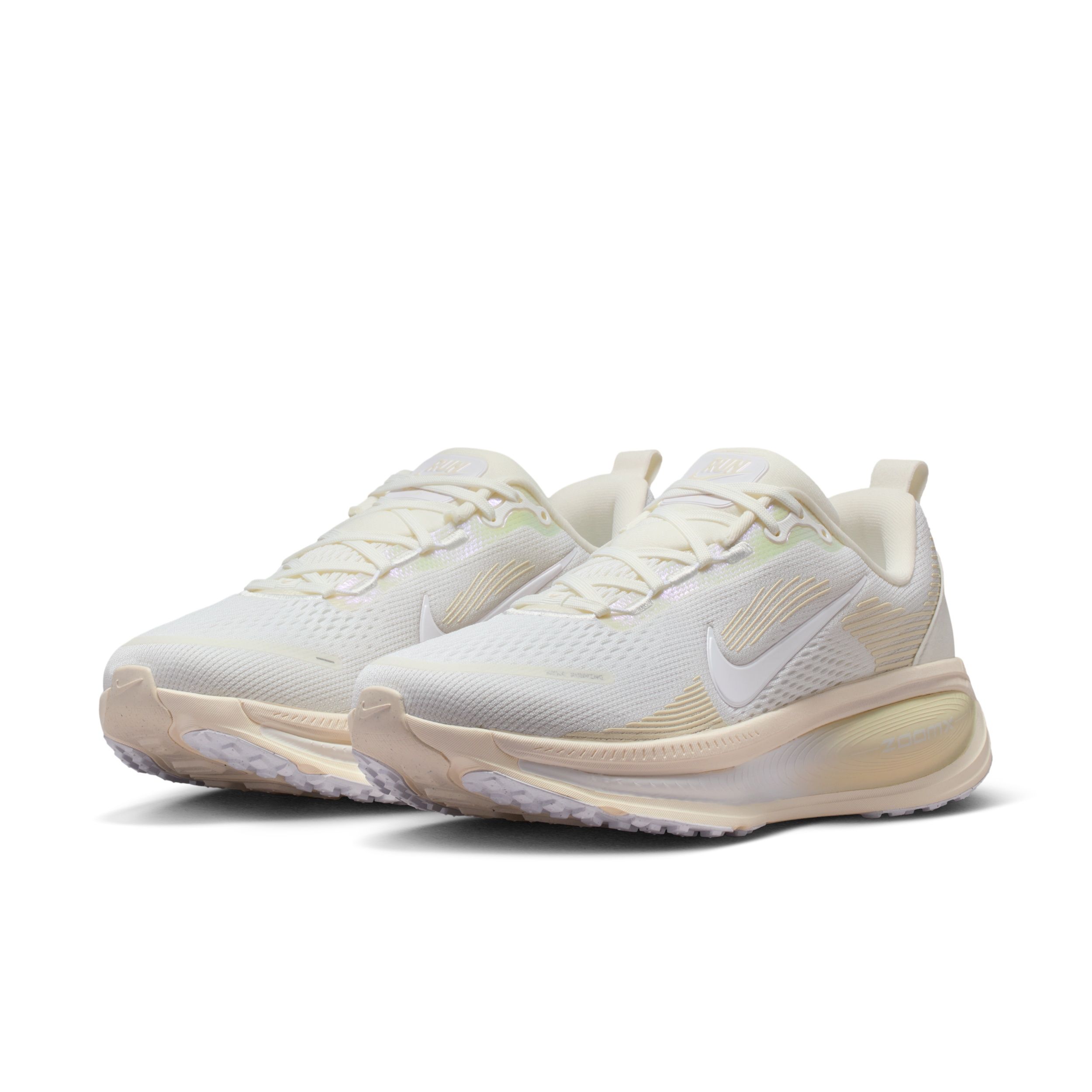 Buy Nike Vomero 18 Women's Road Running Shoes Online | Nike India