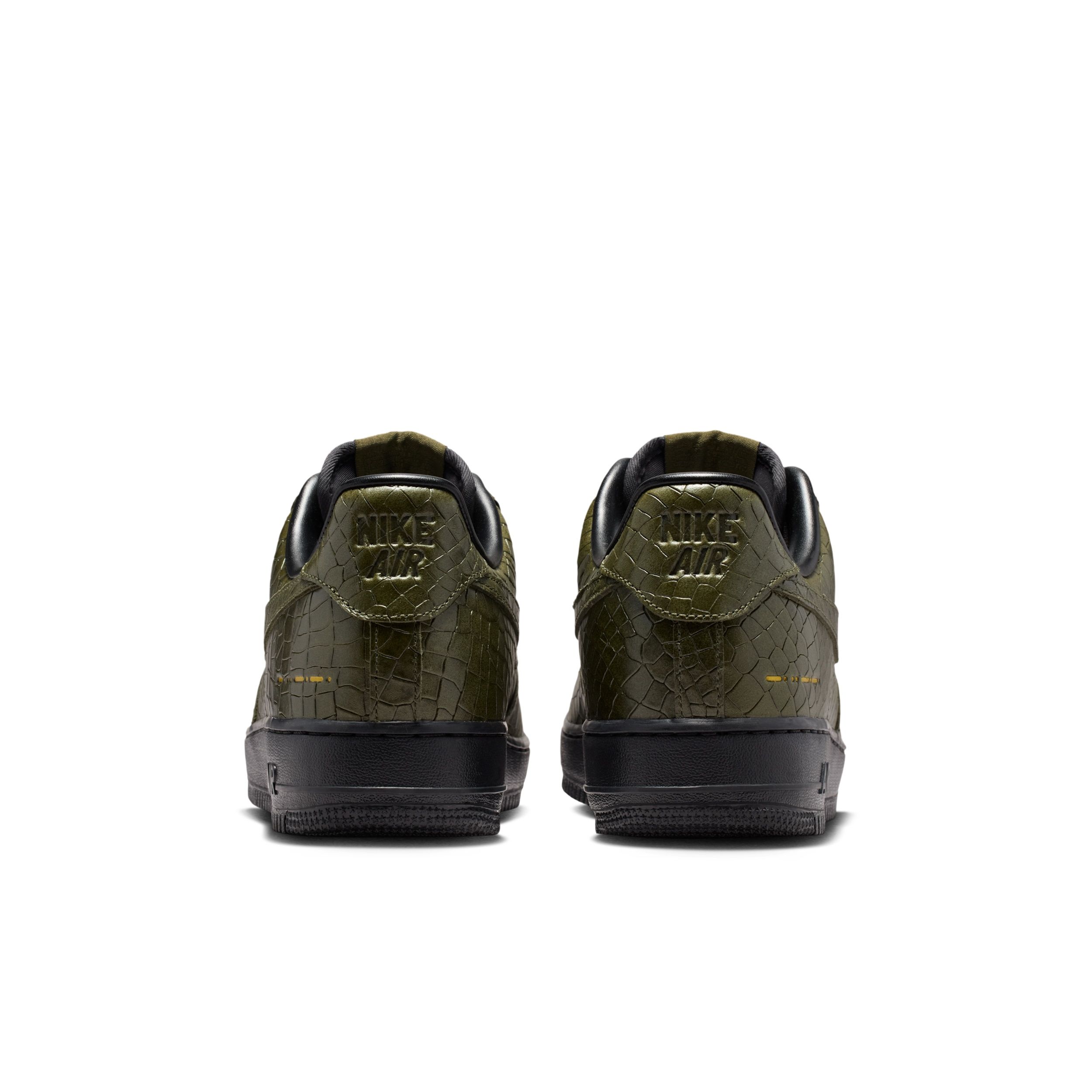 Buy Nike Air Force 1 '07 Premium Men's Shoes Online | Nike India