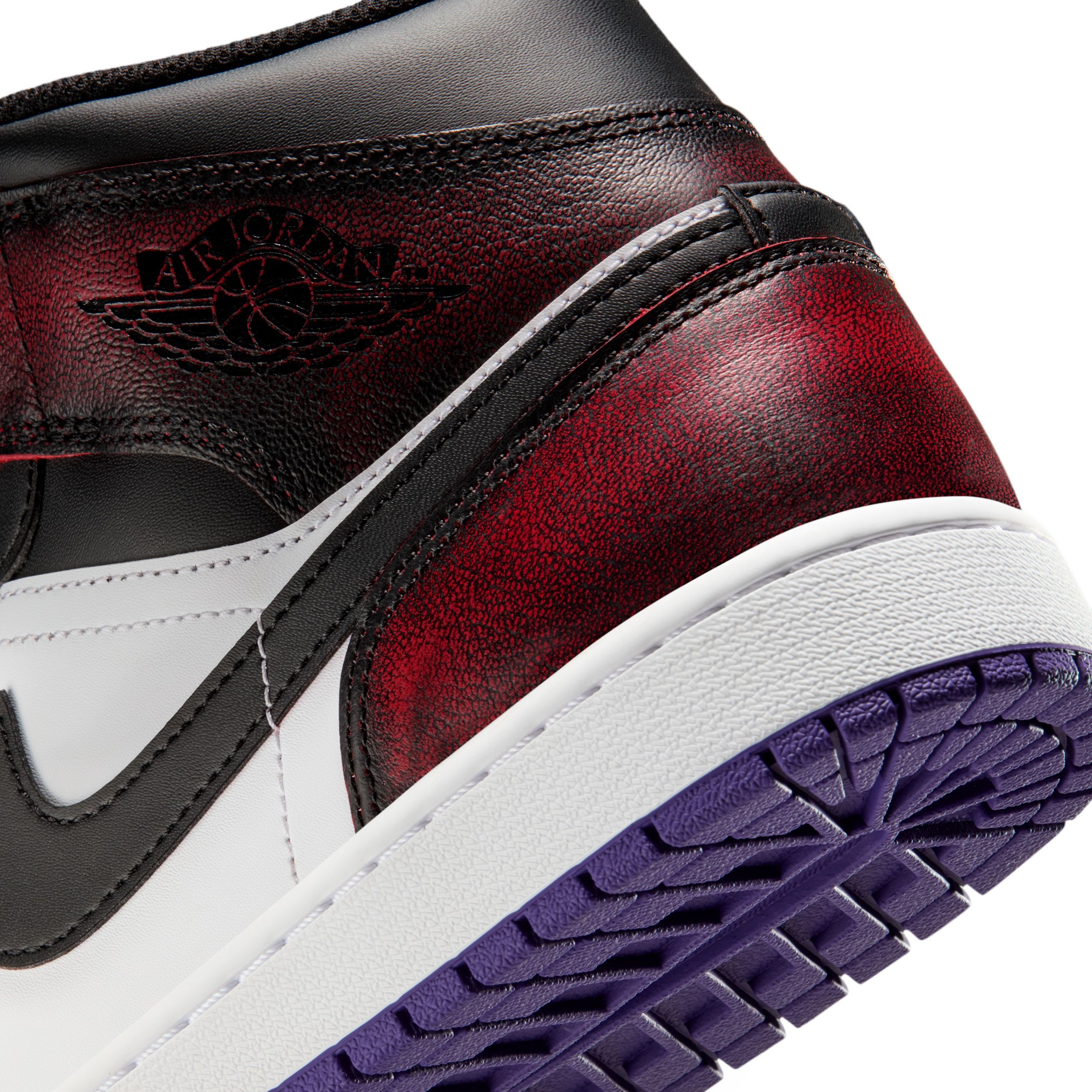 Buy Air Jordan 1 Mid SE Men's Shoes Online | Nike India