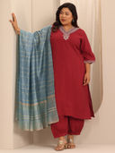 Red color option, Sold out, Currently selected