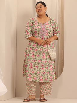 Extra love by Libas - Plus Size Women Green Floral Printed Straight Kurta & Pant
