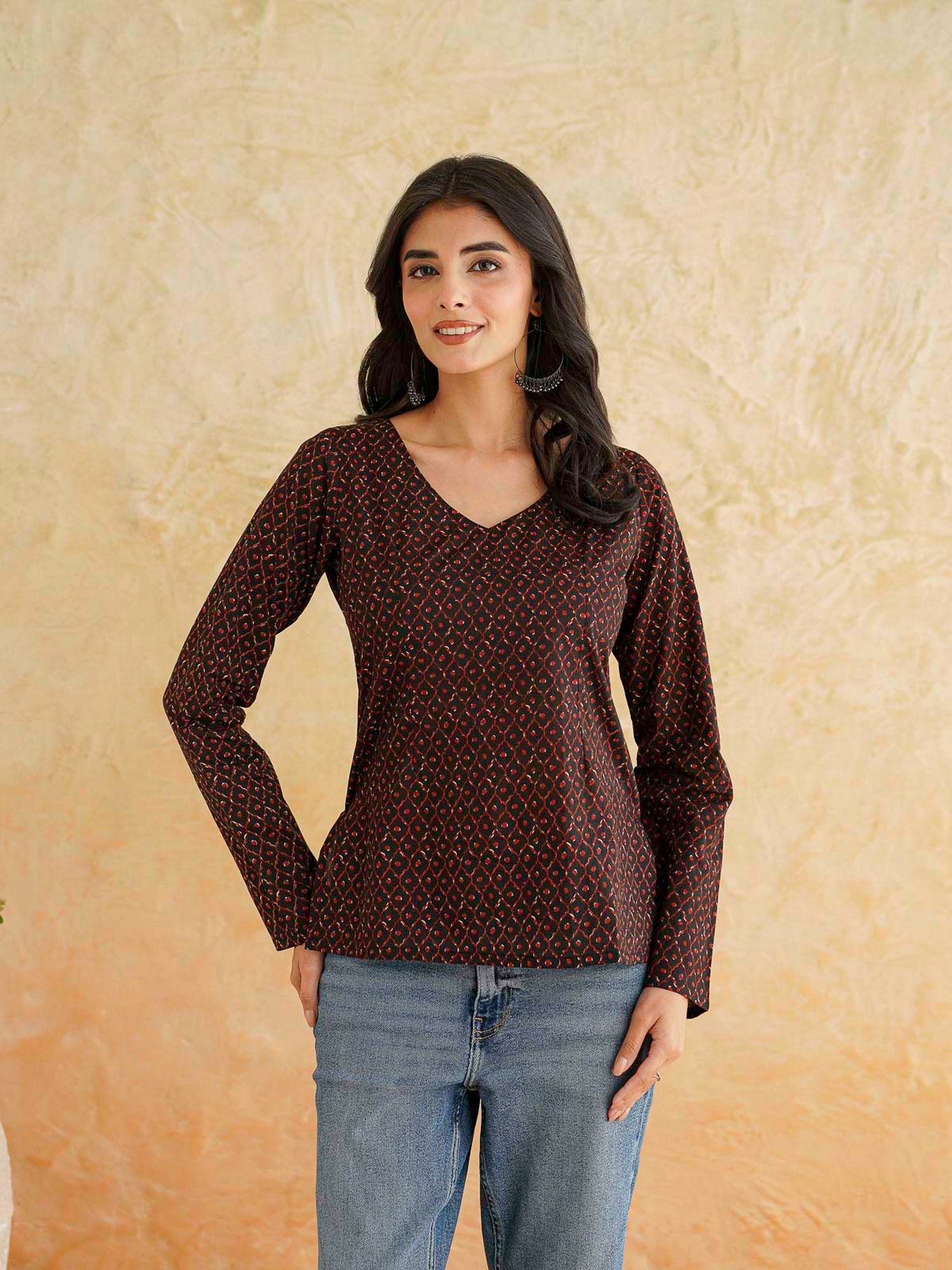 goodhand Black Cotton Printed Classic Vee Top-picture-11