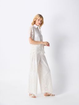 Cover Story - White Schiffli Short Sleeve Shirt