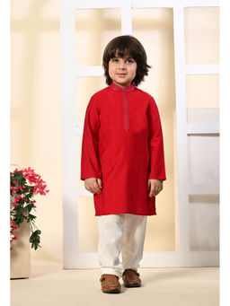 Muffin Shuffin - Boys Red Zari Embroidered Silk Kurta And Pyjama