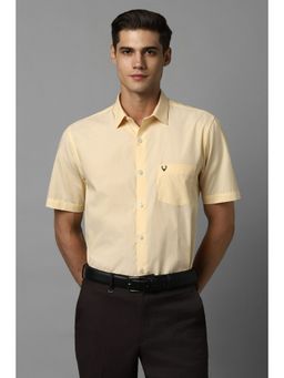Allen Solly - Men Yellow Slim Fit Solid Half Sleeves Formal Shirt