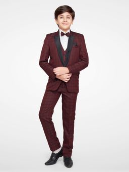 Jeetethnics - Boys Maroon Checked Coat Suit With Waistcoat Shirt & Trousers (Set of 5)