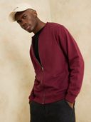 Maroon color option, Currently selected