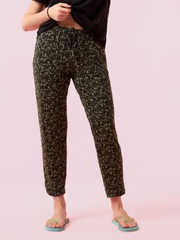 Enamor - Mid Rise Shop In Pants 7/8th Length Drawstring Relaxed Fit Soft 4 Way Stretch E048