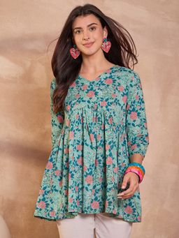 Vaamsi - Women Cotton Blend Blue Floral Printed Tops