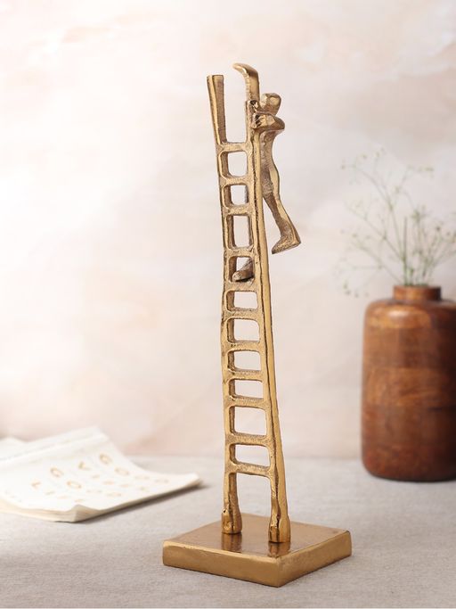 De Maison Decor Ascendant Dreamer Sculpture In Gold
