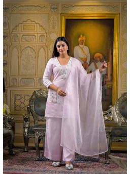 Aavanya - Pink Chanderi Kurta Pant and Dupatta