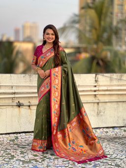 ELITE WEAVES - Green Soft Silk Swan Rajhans Paithani Saree with Unstitched Blouse