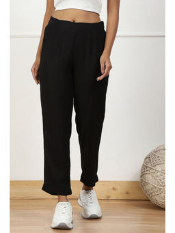 Biba - Women's Black Solid Mid-Rise Regular Pant