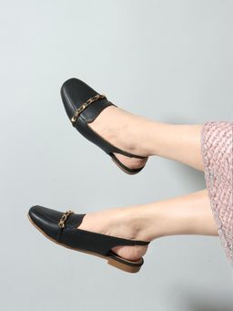 Twenty Dresses by Nykaa Fashion - New Stylish Women Round Toe Flats Sandals - Black