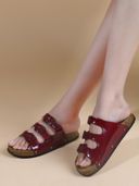Maroon color option, Currently selected