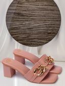 Pink color option, Currently selected