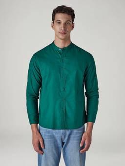 Levi's - Green Solid Cotton Slim Fit Shirt