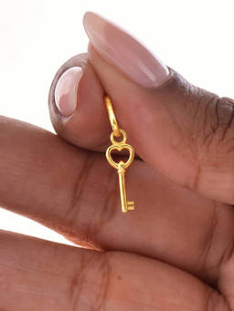 Nishani - 925 Silver Key Charm