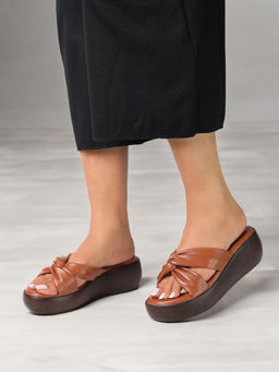 Monrow - Orelia Tan Sandals