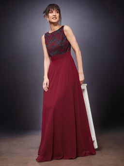 Miss Chase - Women's Maroon and Teal Boat Neck Sleeveless Self Design Lace Maxi Dress