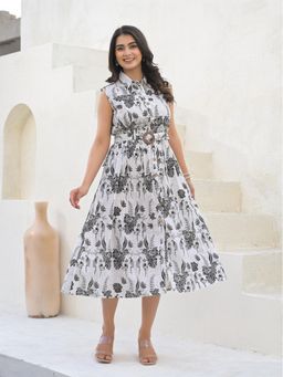 Aravalii - Black Ebony Fern Dress with Belt