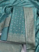 Green color option, Sold out, Currently selected