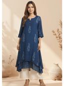 Navy Blue color option, Currently selected