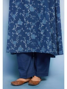 The Indian Ethnic Co. - Prita Blue Solid Slub Cotton Narrow Pant