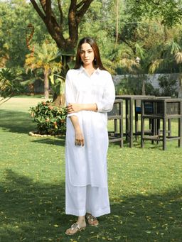 NUCHIC - Women White Cotton Kurta