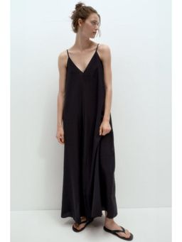 Botnia - Stella Black V-Neck Dress