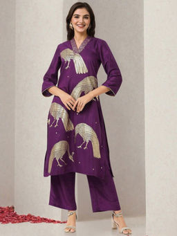 ISHIN - Animal Printed Foil Work V-Neck Kurta With Pant (Set of 2)