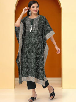 ISHIN - Green Women Ethnic Motifs Printed Regular Velvet Kurta With Pant & Dupatta (Set of 3)