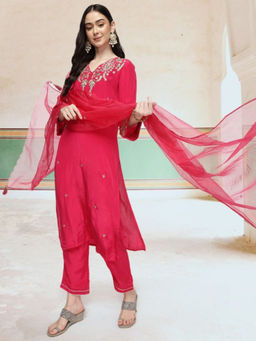 ISHIN - Pink Women Embroidered Regular Thread Work Kurta With Pant & Dupatta (Set of 3)