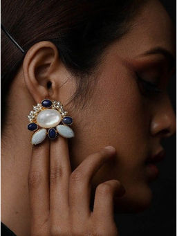 The Bling Girll - Off White Gold Base Adorned with Pearls Stud Earrings