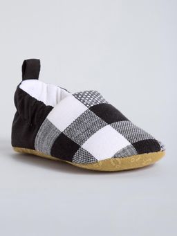Hopscotch - Boys Black Eva Loafers