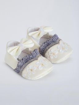 Hopscotch - Girls Cream Eva Ballerinas